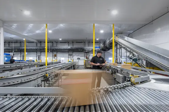 employee at RDL Transport working in the warehouse