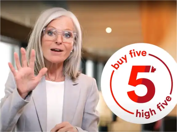 Isabelle Hudon high five buy five