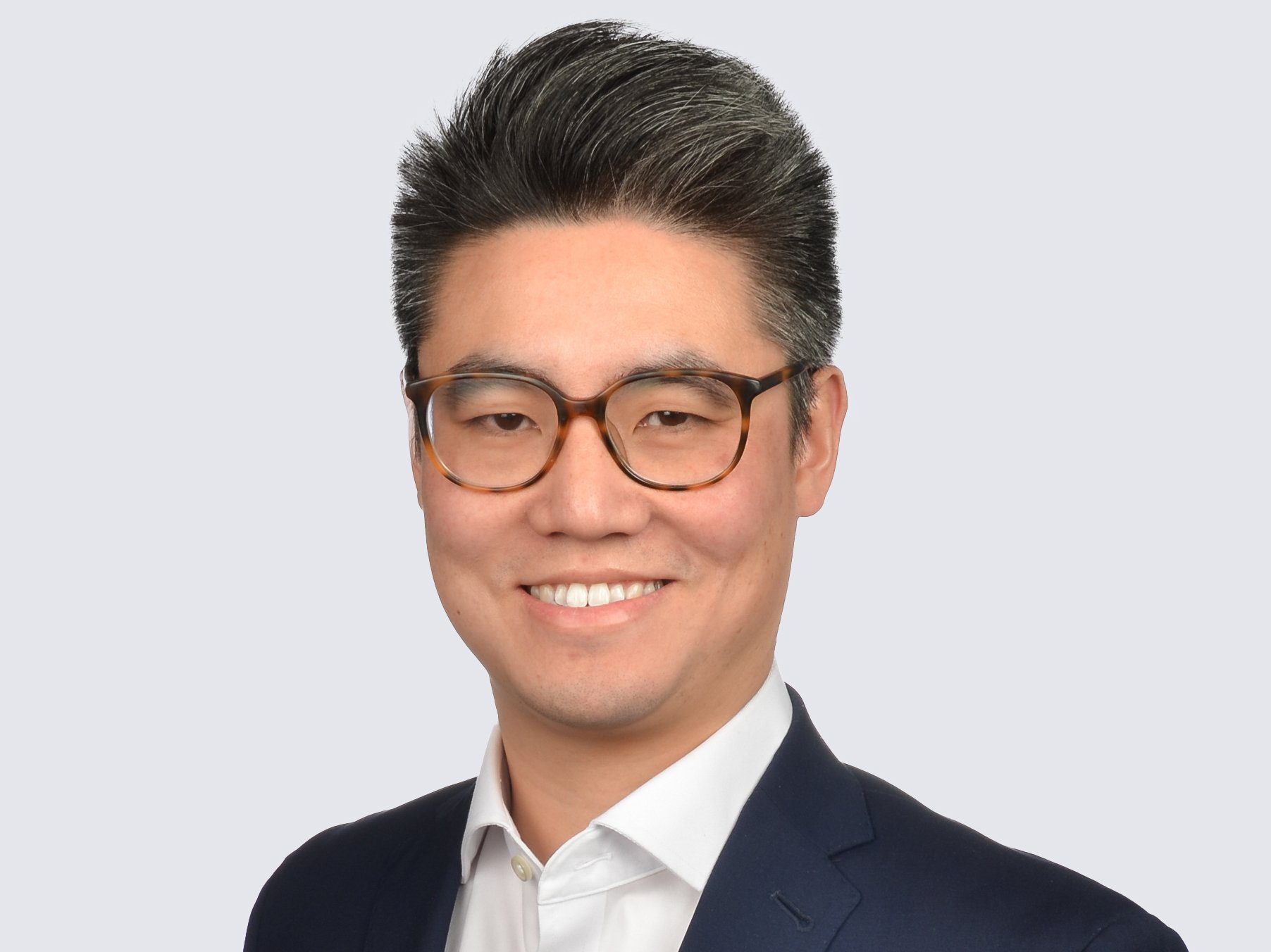 Sony Nguyen portrait, Associate, Venture Capital, BDC