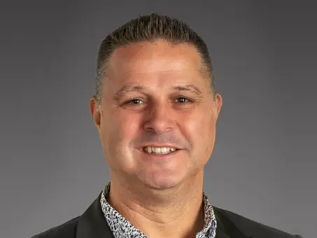 Adam Walker - Directeur Principal chez BDC